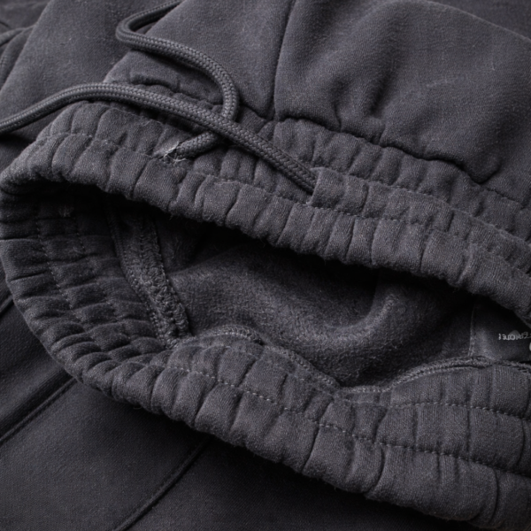 Detail shot of soft fleece interior of black Conscious Choice foundation Sweatpants.
